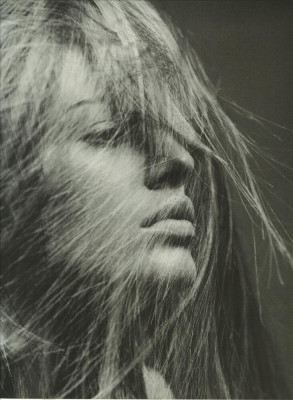 Natasha Vojnovic ~ Vogue Italia April 2002 by Antonio Spinoza