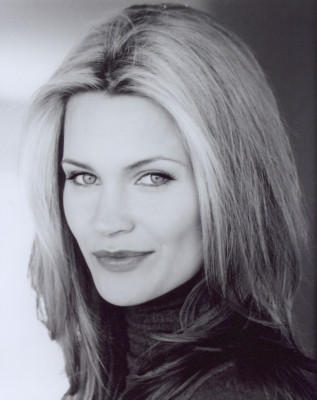 photo 5 in Natasha Henstridge gallery [id52663] -0001-11-30 00:00:00