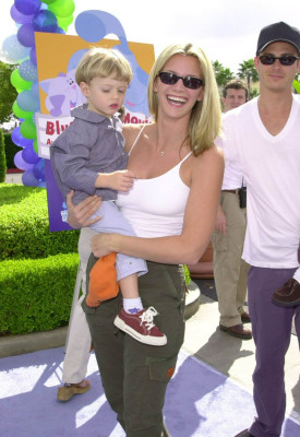 photo 8 in Natasha Henstridge gallery [id23470] -0001-11-30 00:00:00