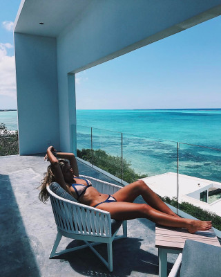 Natasha Oakley pic #971255