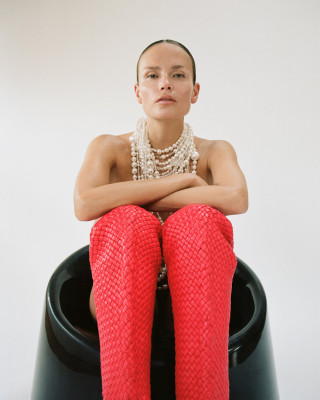Natasha Poly ~ D la Repubblica Ottobre 2023 by Davit Giorgadze
