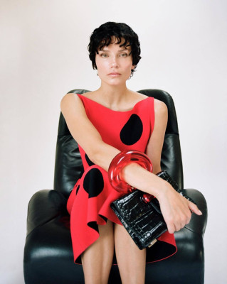 Natasha Poly ~ D la Repubblica Ottobre 2023 by Davit Giorgadze