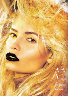 Natasha Poly pic #430958