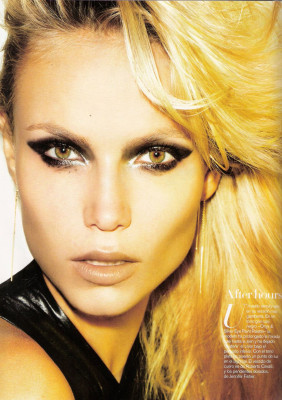 Natasha Poly pic #430956