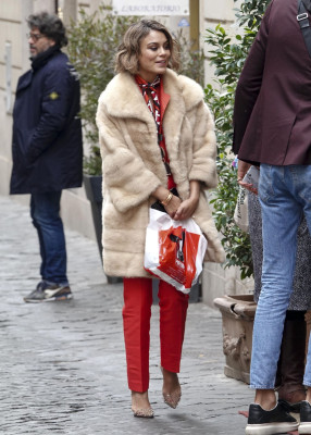 Nathalie Kelley-Street Fashion, Rome