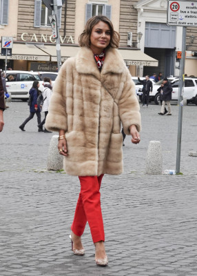 Nathalie Kelley-Street Fashion, Rome