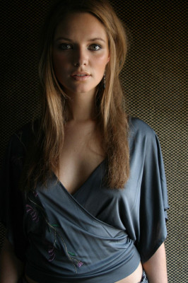 Nathalie Thiede pic #1327489