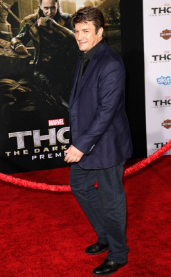 Nathan Fillion pic #677956