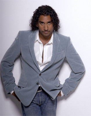 photo 19 in Naveen Andrews gallery [id196138] 2009-10-09 00:00:00
