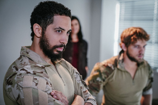 Neil Brown Jr - Seal Team (2018) 1x13 &#039;Getaway Day&#039;