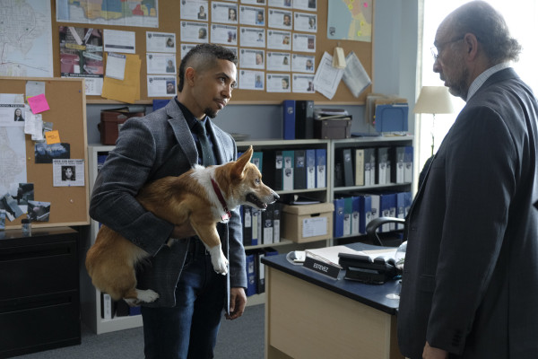 Neil Brown Jr - Dirk Gently&#039;s Holistic Detective Agency (2016)