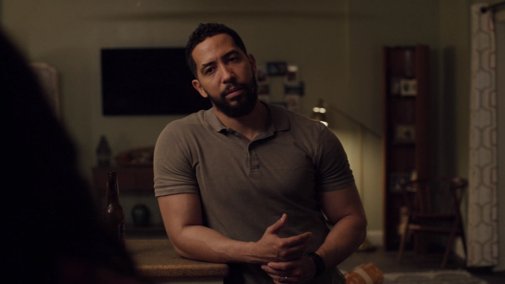 Neil Brown Jr - Seal Team (2018) 2x01 &#039;Fracture&#039;