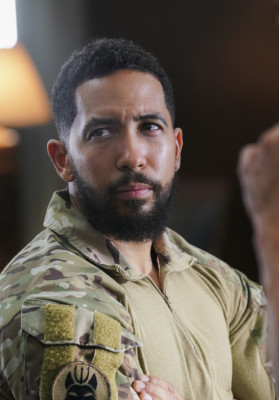 Neil Brown Jr - Seal Team (2018) 2x03 &#039;The Worst Of Conditions&#039;