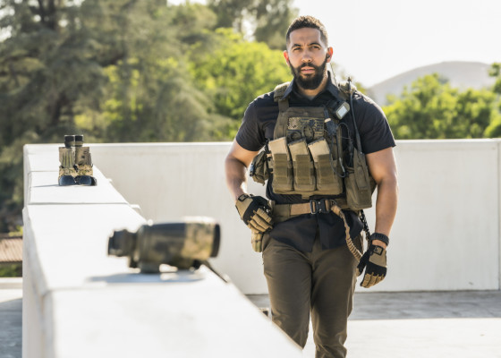 Neil Brown Jr - Seal Team (2019) 3x05 &#039;All Along The Watchtower: Part 1&#039;