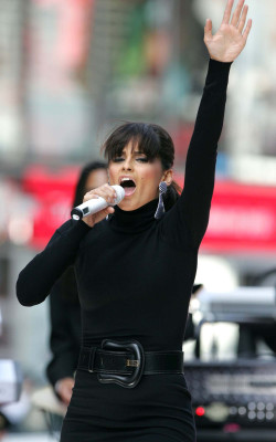 photo 3 in Nelly Furtado gallery [id153934] 2009-05-04 00:00:00