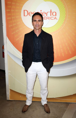photo 3 in Nestor Carbonell gallery [id1421169] 2025-09-24 00:00:00