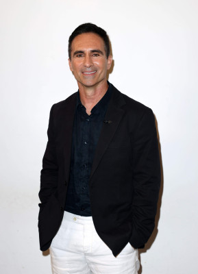 Nestor Carbonell pic #1421172