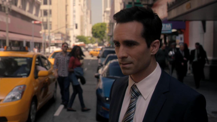 Nestor Carbonell - Ringer (2011) 1x02 &#039;She&#039;s Ruining Everything&#039;