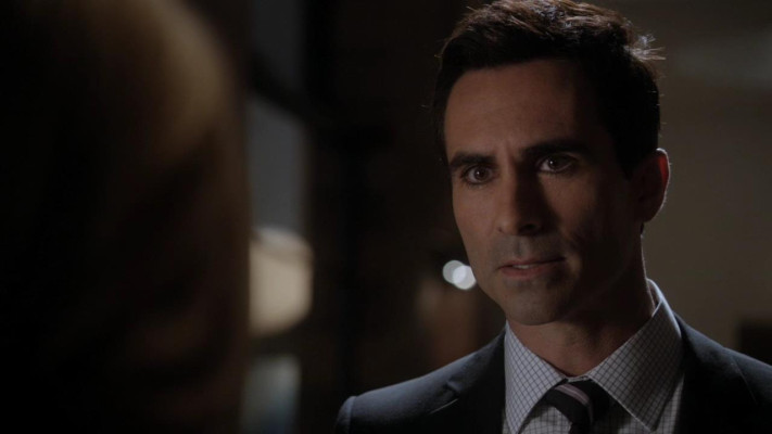 Nestor Carbonell - Ringer (2011) 1x04 &#039;It&#039;s Gonna Kill Me, But I&#039;ll Do It&#039;
