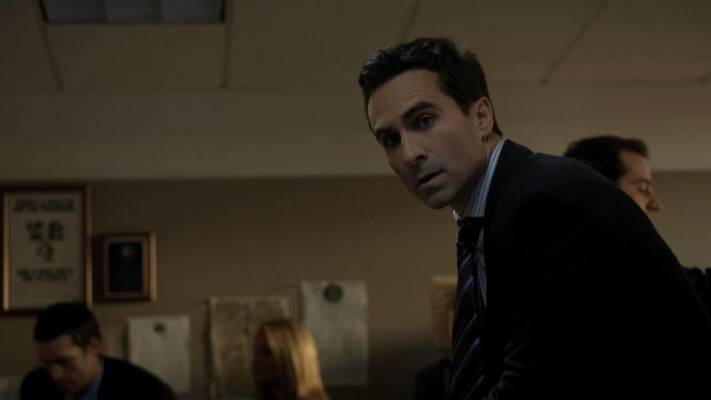 Nestor Carbonell - Ringer (2011) 1x04 &#039;It&#039;s Gonna Kill Me, But I&#039;ll Do It&#039;