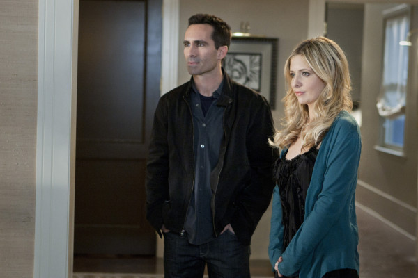 Nestor Carbonell-Ringer (2012)1x20 If You&#039;re Just an Evil Bitch Then Get Over It