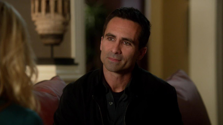 Nestor Carbonell-Ringer (2012)1x20 If You&#039;re Just an Evil Bitch Then Get Over It