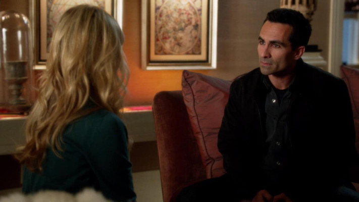 Nestor Carbonell-Ringer (2012)1x20 If You&#039;re Just an Evil Bitch Then Get Over It