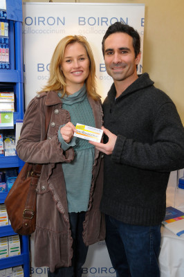 Nestor Carbonell - The Luxury Lounge in Honor Of The SAG Awards in LA 01/26/2008