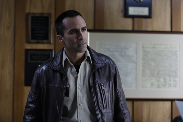 Nestor Carbonell - Bates Motel (2014) 2x07 &#039;Presumed Innocent&#039;