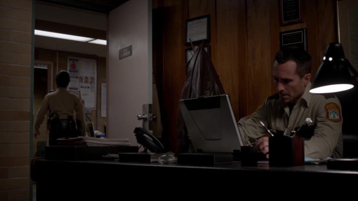 Nestor Carbonell - Bates Motel (2014) 2x08 &#039;Meltdown&#039;