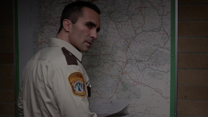 Nestor Carbonell - Bates Motel (2014) 2x08 &#039;Meltdown&#039;