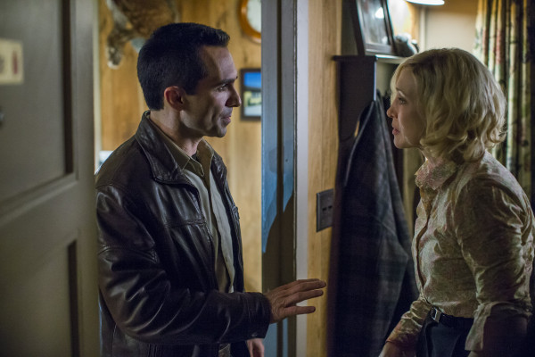 Nestor Carbonell - Bates Motel (2015) 3x04 &#039;Unbreak-Able&#039;
