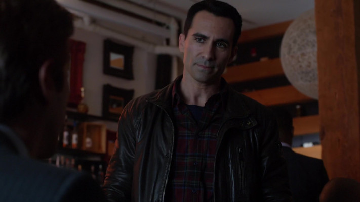 Nestor Carbonell - Bates Motel (2015) 3x05 &#039;The Deal&#039;