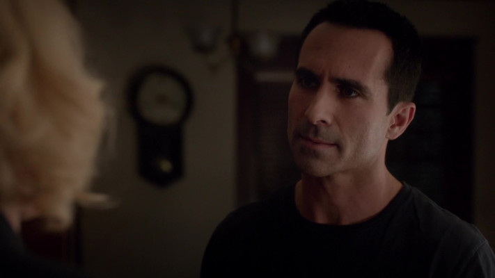 Nestor Carbonell - Bates Motel (2015) 3x05 &#039;The Deal&#039;