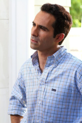 Nestor Carbonell - Cold Case (2006) 4x02 &#039;The War at Home&#039;