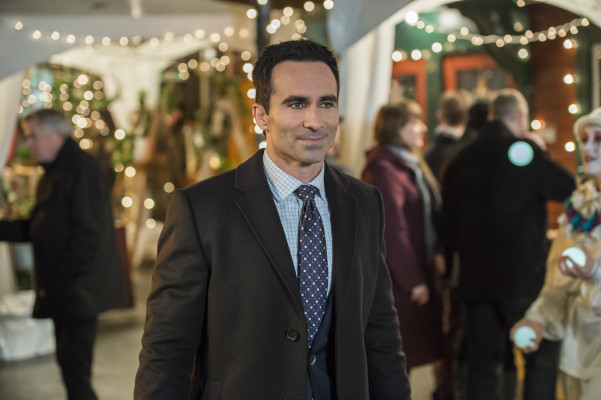 Nestor Carbonell - Bates Motel (2016) 4x04 &#039;Lights of Winter&#039;