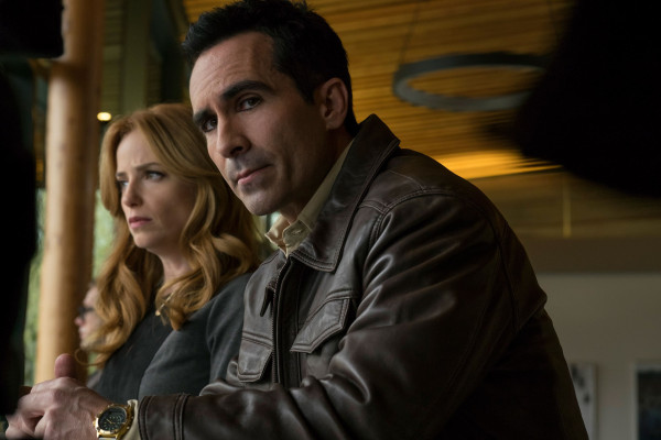 Nestor Carbonell - Bates Motel (2016) 4x05 &#039;Refraction&#039;