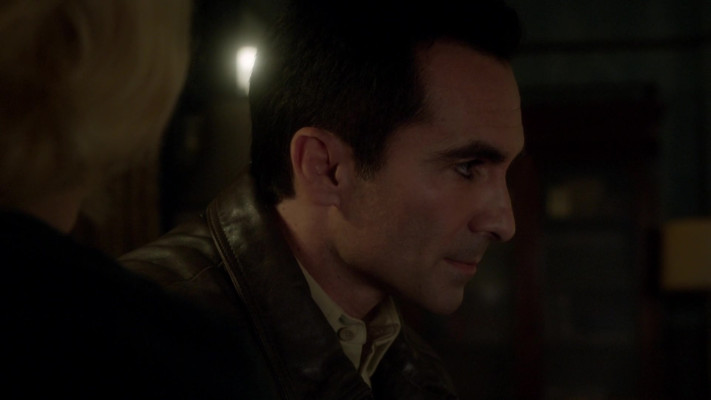 Nestor Carbonell - Bates Motel (2016) 4x05 &#039;Refraction&#039;