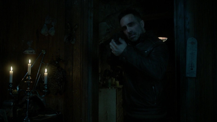 Nestor Carbonell - Bates Motel (2017) 5x08 &#039;The Body&#039;