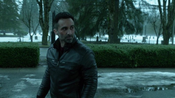 Nestor Carbonell - Bates Motel (2017) 5x09 &#039;Visiting Hours&#039;