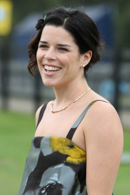Neve Campbell pic #183055