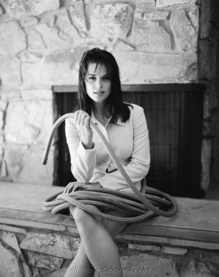 Neve Campbell pic #116959