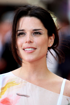 Neve Campbell pic #245728