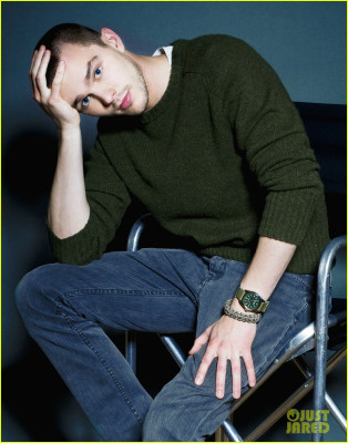 Nicholas Hoult pic #735808