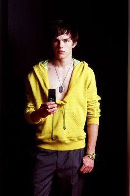 Nicholas Hoult pic #742338