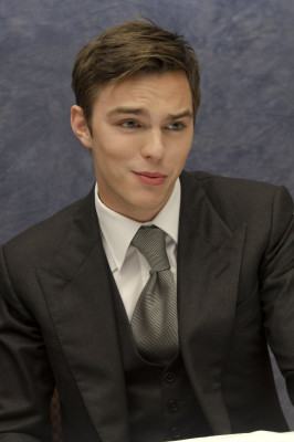Nicholas Hoult pic #738039