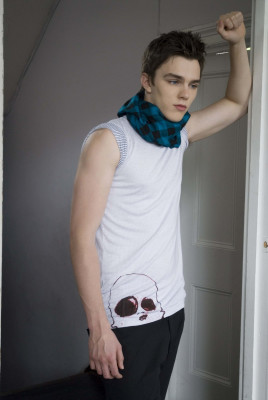 Nicholas Hoult pic #738037