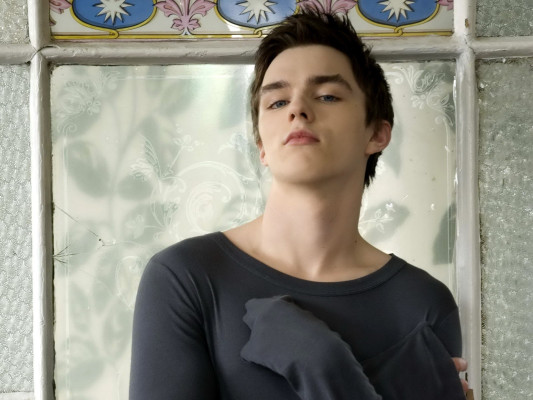 Nicholas Hoult pic #738052