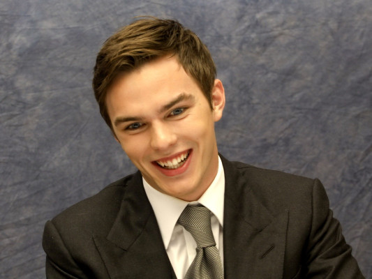 Nicholas Hoult pic #738049