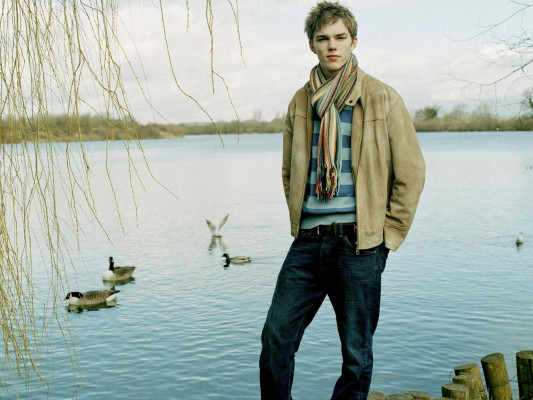 Nicholas Hoult pic #742345